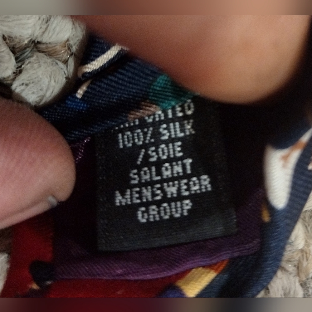 Colorful Patterned Tie - Picture 5 of 8